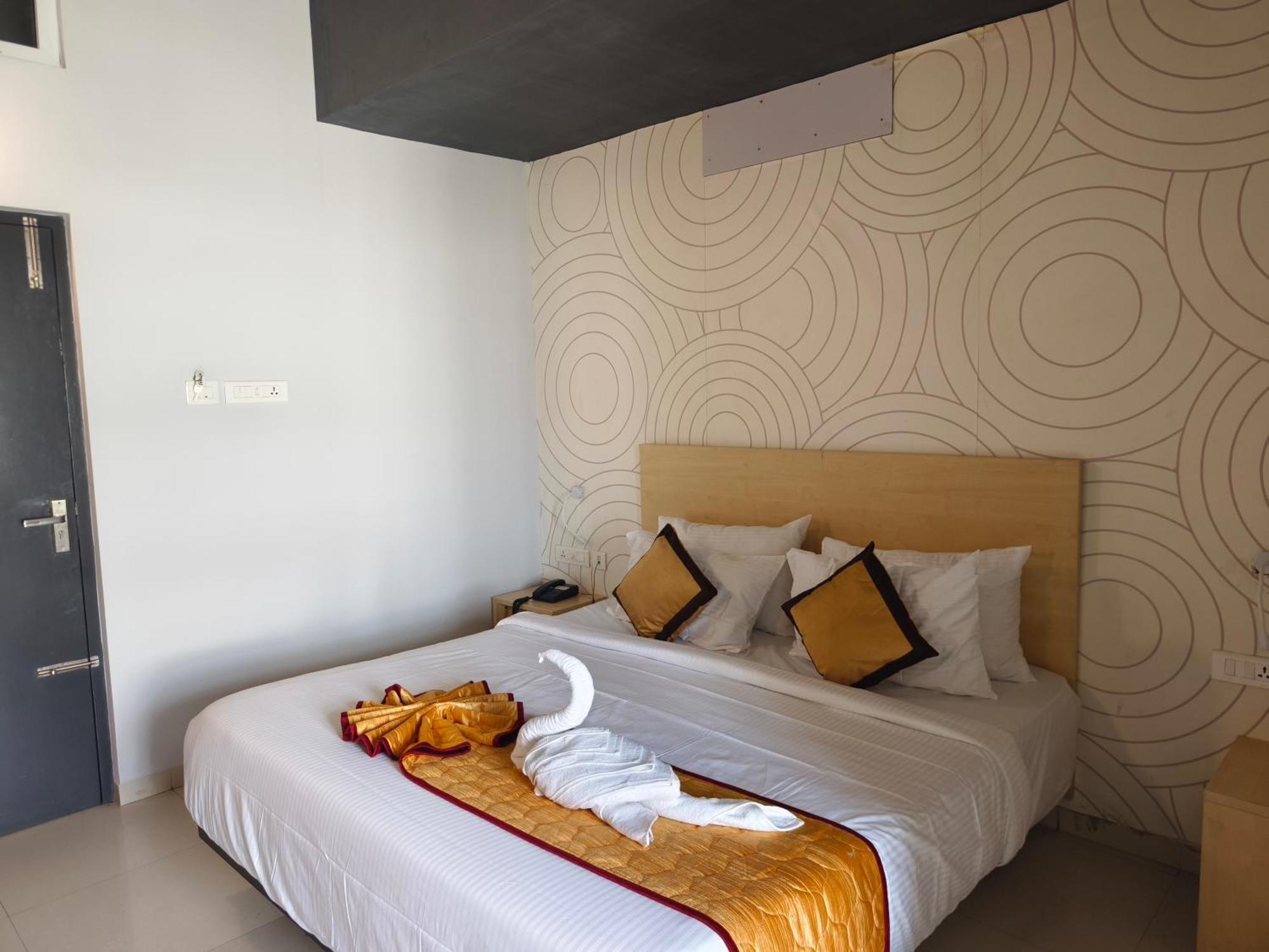 Skyry Residency Tidel Park Hotel Coimbatore Bagian luar foto